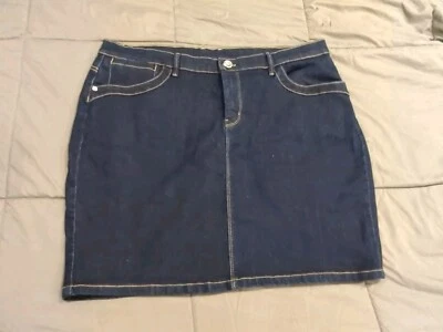 Venus Denim Womens Jean Skirt Plus Size 18 Dark Blue Wash Pockets Rhinestone  - Image 1 of 4