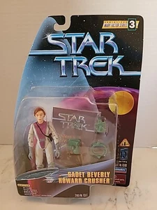 1997 Star Trek Cadet Beverly Howard Crusher Figure Playmates Ships NEW - Picture 1 of 2
