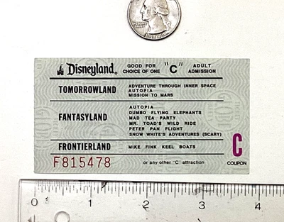 Boleto "C" de Disneyland sin usar de un libro de boletos para adultos de principios a mediados de la década de 1980 Foto 1 de 3