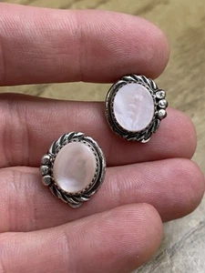 Vintage Native Estate 925 Sterling Silver Signed Clip On Earring - Picture 1 of 2