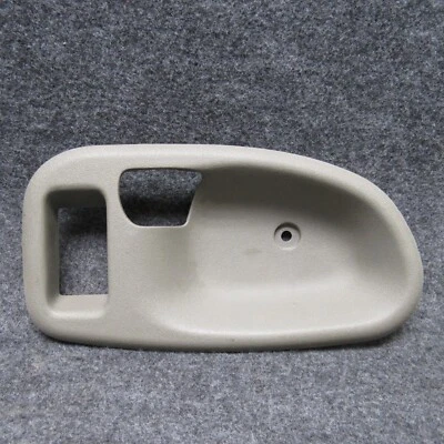 Blazer Sonoma Jimmy 1998-2005 S10 diestro pasajeros manija puerta taza 922 peltre 33834 Foto 1 de 4