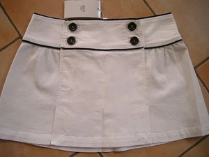 (C447) Kurzer Armani Teen Girls Cord Rock weiß + Knöpfen & Logo Aufnäher gr.164 - Picture 1 of 3