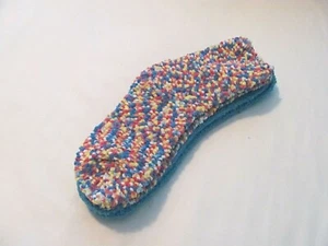 NWOT SO JUNIOR SIZE 9-11 SLIPPER SOCKS ~ MULTI-COLORED SPECKLE/SOLID AQUA - Picture 1 of 3
