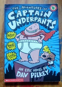 Adventures of Captain Underpants by Dav Pilkey (1997, Trade Paperback) - Imagen 1 de 2