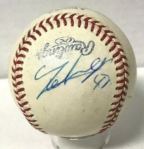 Johnny Cueto Signed Official MLB Game Used Baseball Beckett BAS Auto - Picture 1 of 5