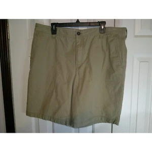 IZOD Saltwater Shorts Flat Front Casual Chino Khaki Mens Size 40 - Picture 1 of 3