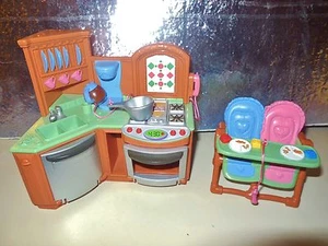 FISHER PRICE LOVING FAMILY TOWNHOUSE DOLL KITCHEN HIGHCHAIR STOVE DOLLHOUSE LOT - Picture 1 of 4