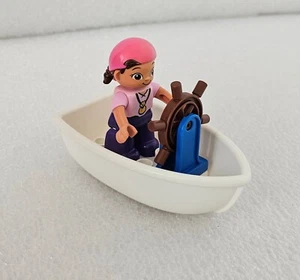 Lego Duplo Figure Izzy on a Boat (Jake & the Neverland Pirates) - Picture 1 of 8