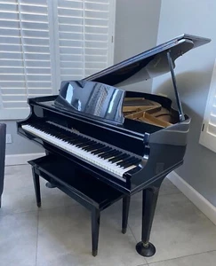 Black Vintage Baldwin Baby Grand Piano - Picture 1 of 2