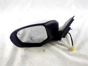 84702-68L11-ZNL SPECCHIETTO RETROVISORE ESTERNO SINISTRO CONNETTORE 5 PIN SUZUKI - Imagen 1 de 8