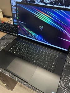 Razer Blade 15 Base (i7 6 core 9th gen, 16gb, 512gb, 1660ti) Offers accepted - Picture 1 of 11
