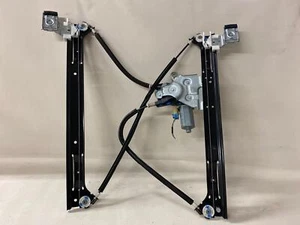 2004 Trailblazer Power Window Regulator and Motor Passenger Front Tested OEM - Picture 1 of 9