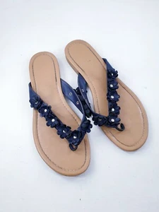 Graceland size 5 (38) black faux leather flip flops flower strap toe post sandal - Picture 1 of 7