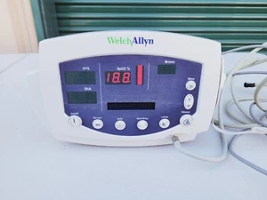 Welch Allyn 53N00 007-0433-00 SpO2 NBP Patient Monitor W/ Bp+SpO2 Spot Vital - Picture 1 of 17