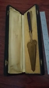 PERAGERIE BIJOUTERIE MEYER Saverne Sterling Griff fein geätzt Servierer Messing - Bild 1 von 9