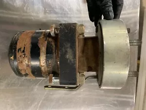 HUSTLER OEM USED HYDRAULIC WHEEL MOTOR RIGHT SIDE COMPLETE 602382, FREE SHIPPING - Picture 1 of 4