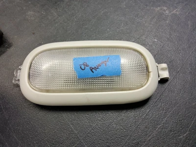 2008-2014 Dodge Avenger interior teto traseiro cúpula conjunto de luz OEM TAN - Imagem 1 de 2