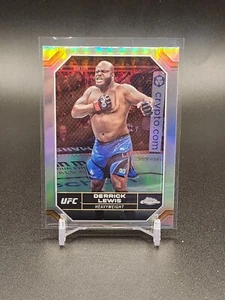 Derrick Lewis 2024 Topps Chrome UFC #59 Refractor - Bild 1 von 2