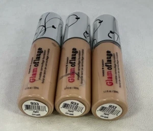 Hard Candy Glamoflauge Invisible Camouflage Foundation 32mL- 933 Light PACK OF 3 - Picture 1 of 2