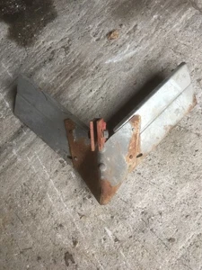 Troy-Bilt Hiller/Furrower mit 9" Flügeln - Bild 1 von 1