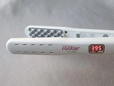 Crimpadora Levantadora de Raíces Plancha Voluminizadora de Cabello Voloom Rootie Cerámica de 3/4 pulgadas Foto 1 de 4