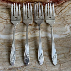 Oneida Community 1946 Tudor Teller - QUEEN BESS II - Salatgabeln (4) - Bild 1 von 15