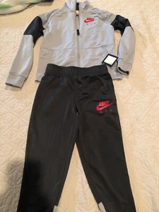 Set The Nike Pants 2 Pices Size 6 - Picture 1 of 3