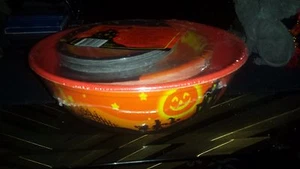 Halloween Party Bowl w/ Plates , Napkins, Table Cloth & Large Platter New - Picture 1 of 4