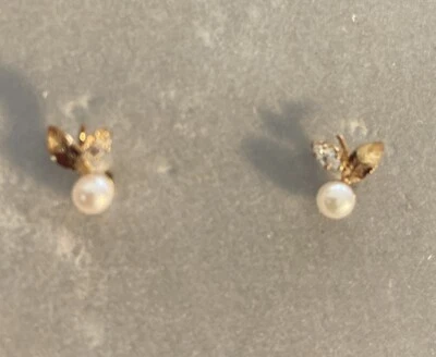 Pendientes De Colección Rellenos de Oro Perla Cultivada y Circonita Circonita 14k Postes Nuevo Antiguo Stock Foto 1 de 4