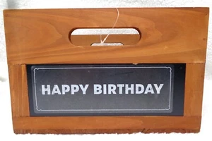 Scatola aperta con manico in legno Buon Compleanno (NUOVA) - Foto 1 di 7