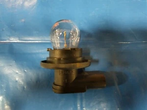 BMW 3er E46 Fassung Lampenträger Blinker vorne links oder rechts 21W schwarz - Picture 1 of 2