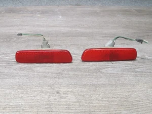 01-05 LEXUS IS300 JCE10L SEDAN REAR BUMPER LEFT RIGHT SIDE MARKER LIGHT SET OEM - Picture 1 of 17