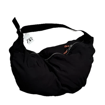 Bolso Mensajero Zara Puffy Negro Esponjoso Puff Sling Nuevo con Etiquetas Foto 1 de 4
