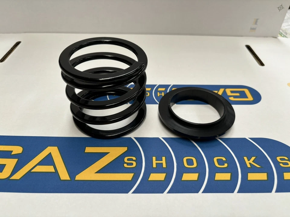 2.25" ID helper spring. 3" long x 2.25" ID x 40lb rate. - Image 1 of 1
