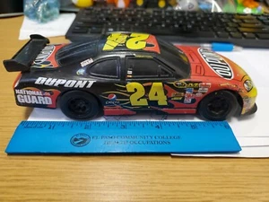 JADA NASCAR Jeff Gordon #24 DuPont Remote Control Car 27MHZ - Picture 1 of 9