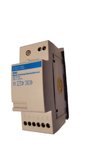 Busch-Jaeger 6593 atenuador central universal para carril DIN KNX/EIB compatible DHL - Imagen 1 de 5