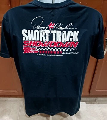 Camisa Jordan média corrida Denny Hamlin's Short Track Showdown South Boston  - Imagem 1 de 4