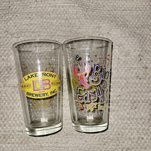 (2) LAKEFRONT Brewery Inc Big Easy Lager 16 oz Beer Glass Pint WI Lobster - Picture 1 of 3