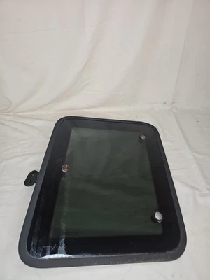 1986-2006 Ford Ranger Rear Passenger Venting Quarter Glass Window  - Image 1 of 4
