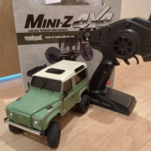Juego completo Kyosho Mini-Z Land Rover Mini-Z 4x4 USADO - Imagen 1 de 20