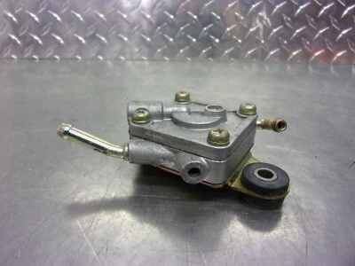 570 C SUZUKI VOLUSIA VL 800 2002 OEM VÁLVULA DE COMBUSTIBLE PETCOCK Foto 1 de 4