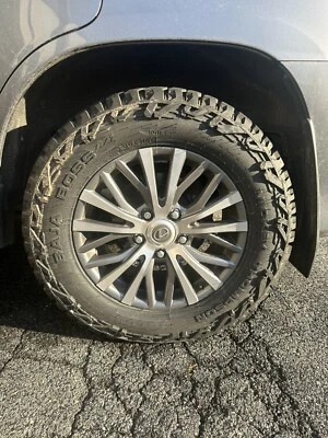 Neumático Mickey Thompson Baja Boss AT 295/60R20 Foto 1 de 2