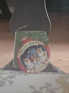 VINTAGE Silent Night CHRISTMAS Miniature Book Ornament Lucy Rigg C.R. Gibson Co - Picture 1 of 1