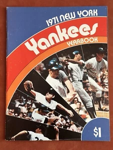 Original 1971 NY Yankees Official Baseball Yearbook (roster as of July 18) - Picture 1 of 11