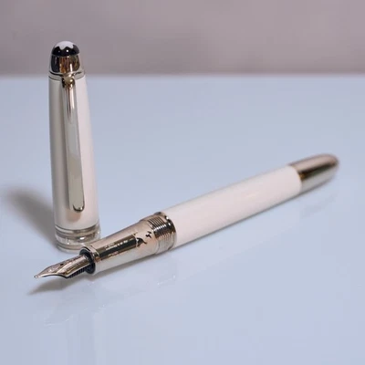 Montblanc Tribute to the Mont Blanc Meisterstück Classique Füllhalter Pre-Owned - Bild 1 von 4