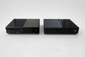 Lot of 2 Microsoft Xbox One 500GB Consoles Black No Cords Parts/Repair Untested