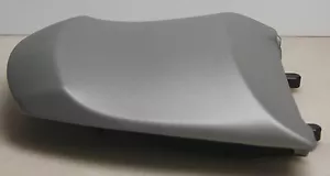 Solo asiento trasero Yamaha FZS - sin mango F2C-U372A-02-00 2009-2012 FZS WaveRunner - Imagen 1 de 2