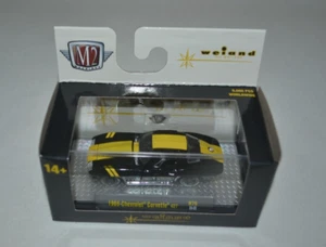 M2 Machines 2023 AUTO THENTICS R76 - 1966 CHEVROLET CORVETTE 427 BLACK WEIAND - Bild 1 von 3