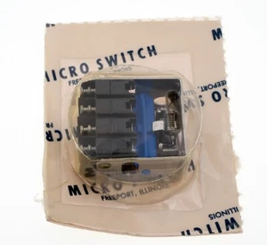 Honeywell Micro Switch 2D32 250V AC 30V DC 5A NOS - Picture 1 of 2