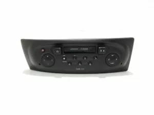 RENAULT SCENIC 2003 AM FM Radio Cassette Tape Player AUTORADIO 8200150473 - Bild 1 von 6